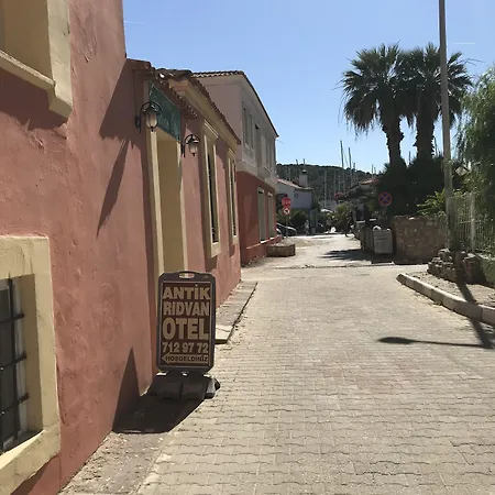 Antik Ridvan 4*