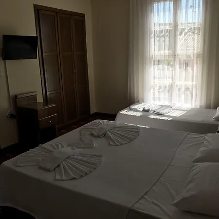 Antik Ridvan Gasthuis Çeşme